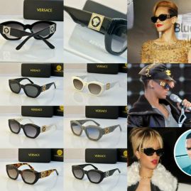 Picture of Versace Sunglasses _SKUfw53547343fw